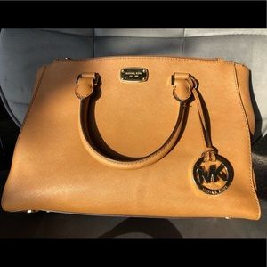 Michael Kors Kellen satchel